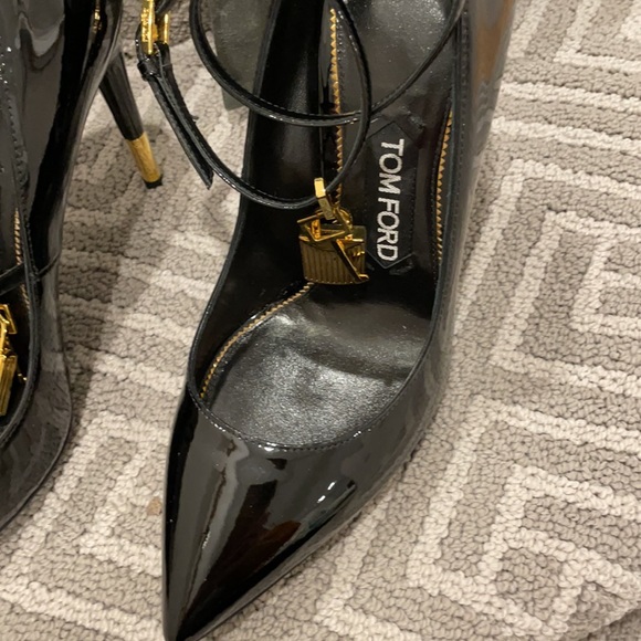 BRAND NEW Tom Ford Women Pump - Picture 6 of 11